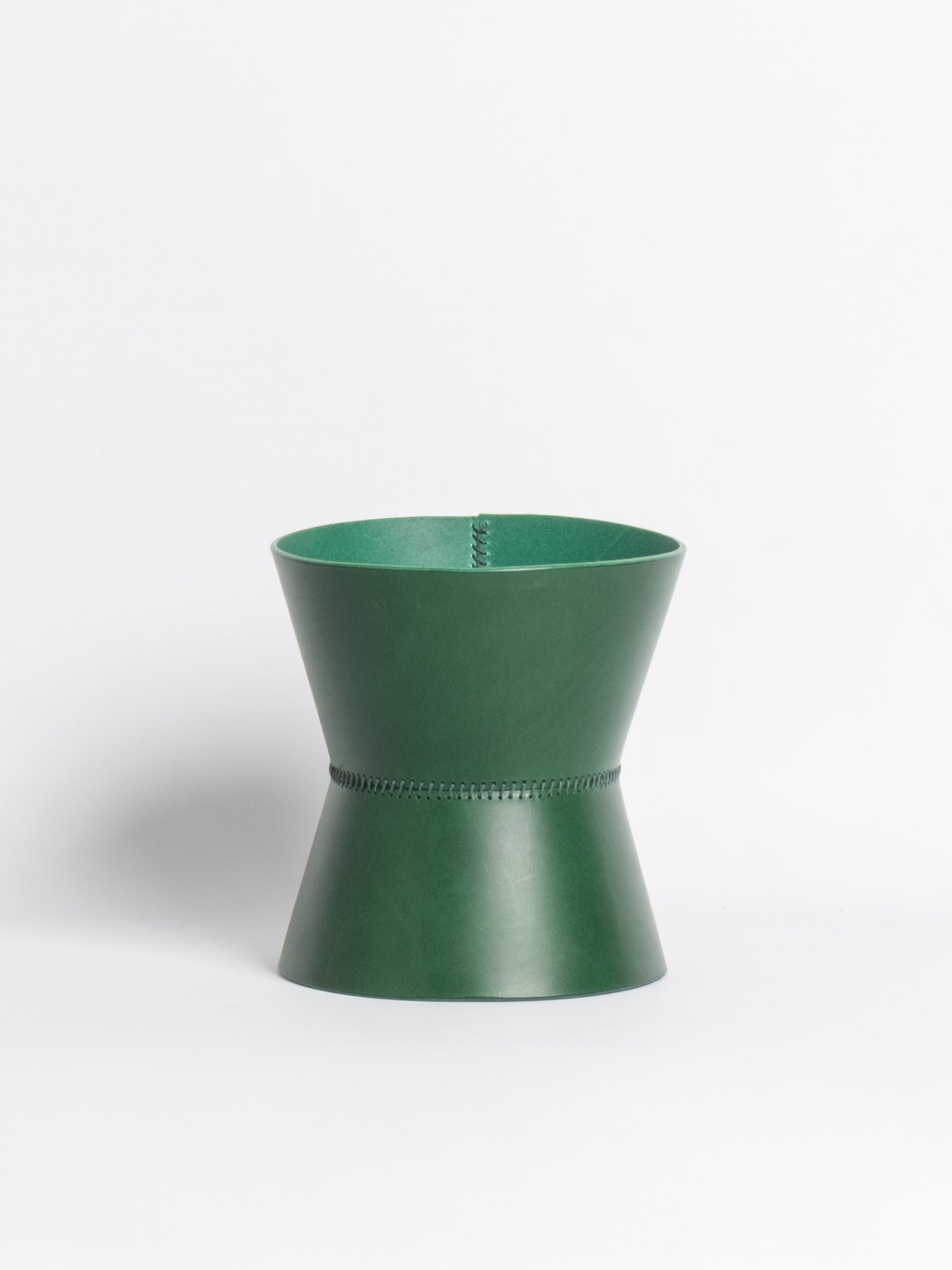 Abundantia Vase - Medium