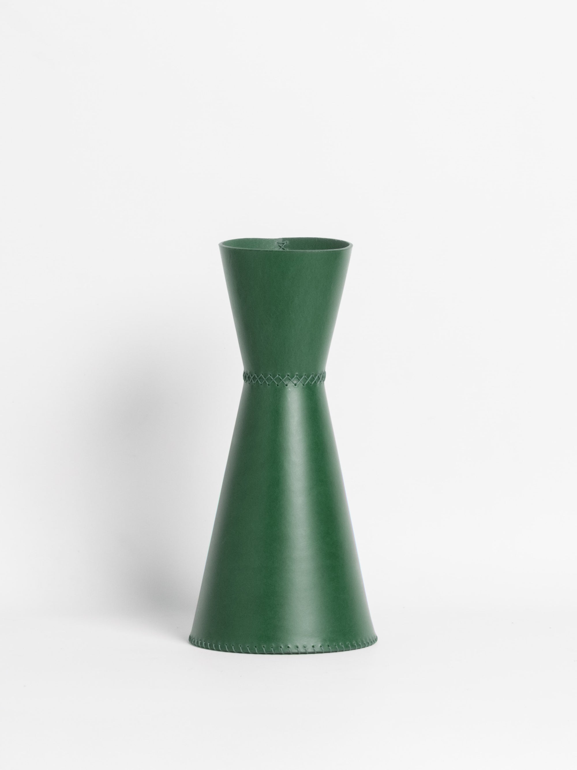 Monas Vase - Medium